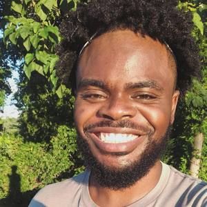 Meet your Posher, Levon